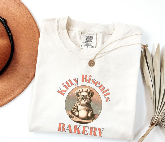 Kitty Baking Biscuits Bakery - T-Shirt Comfort Colors®